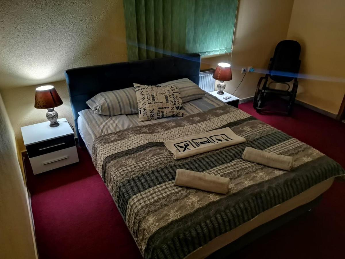 Apartman Nik-Rom Градишка Экстерьер фото